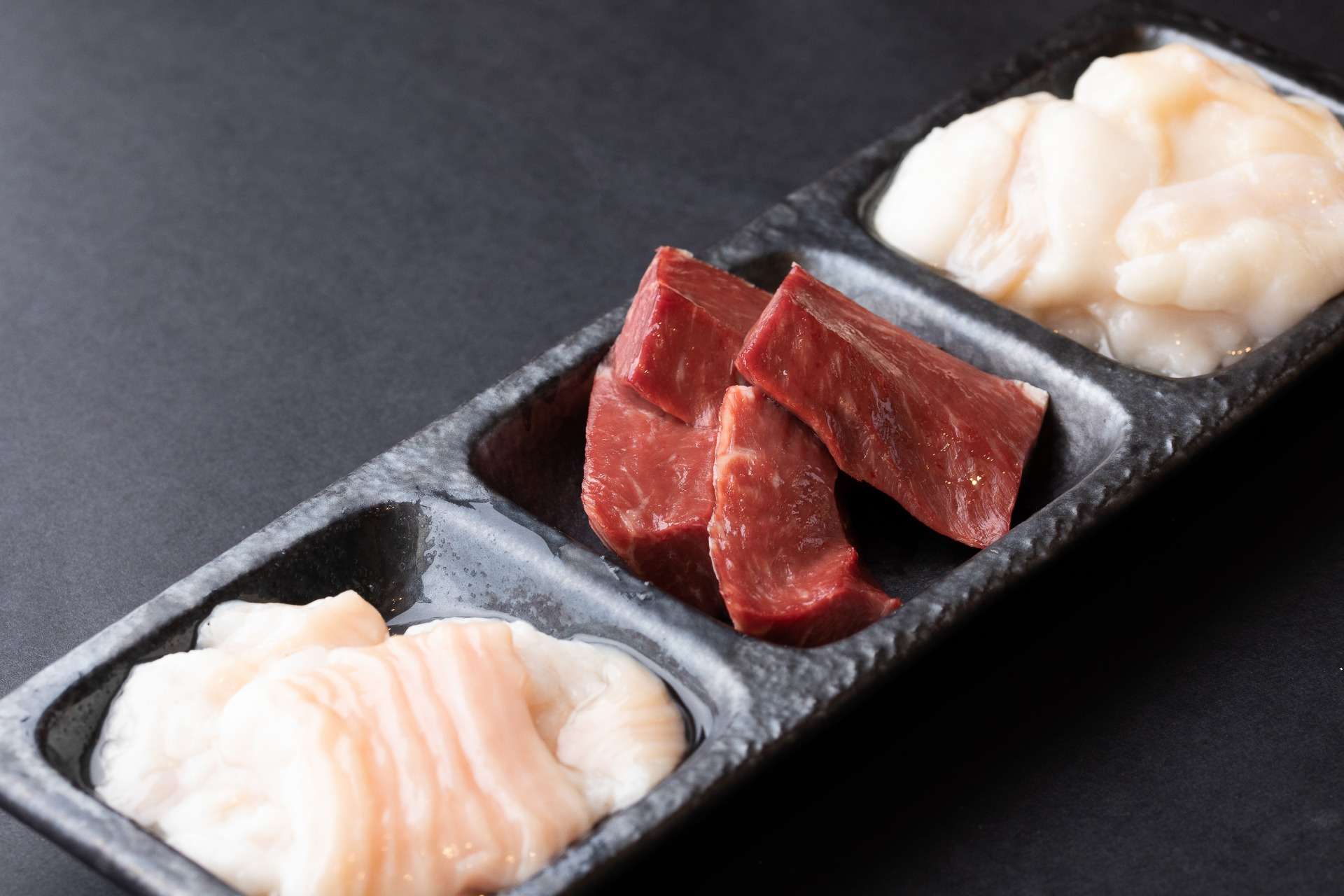 本日のホルモン盛り合わせ【悦楽のホルモン】