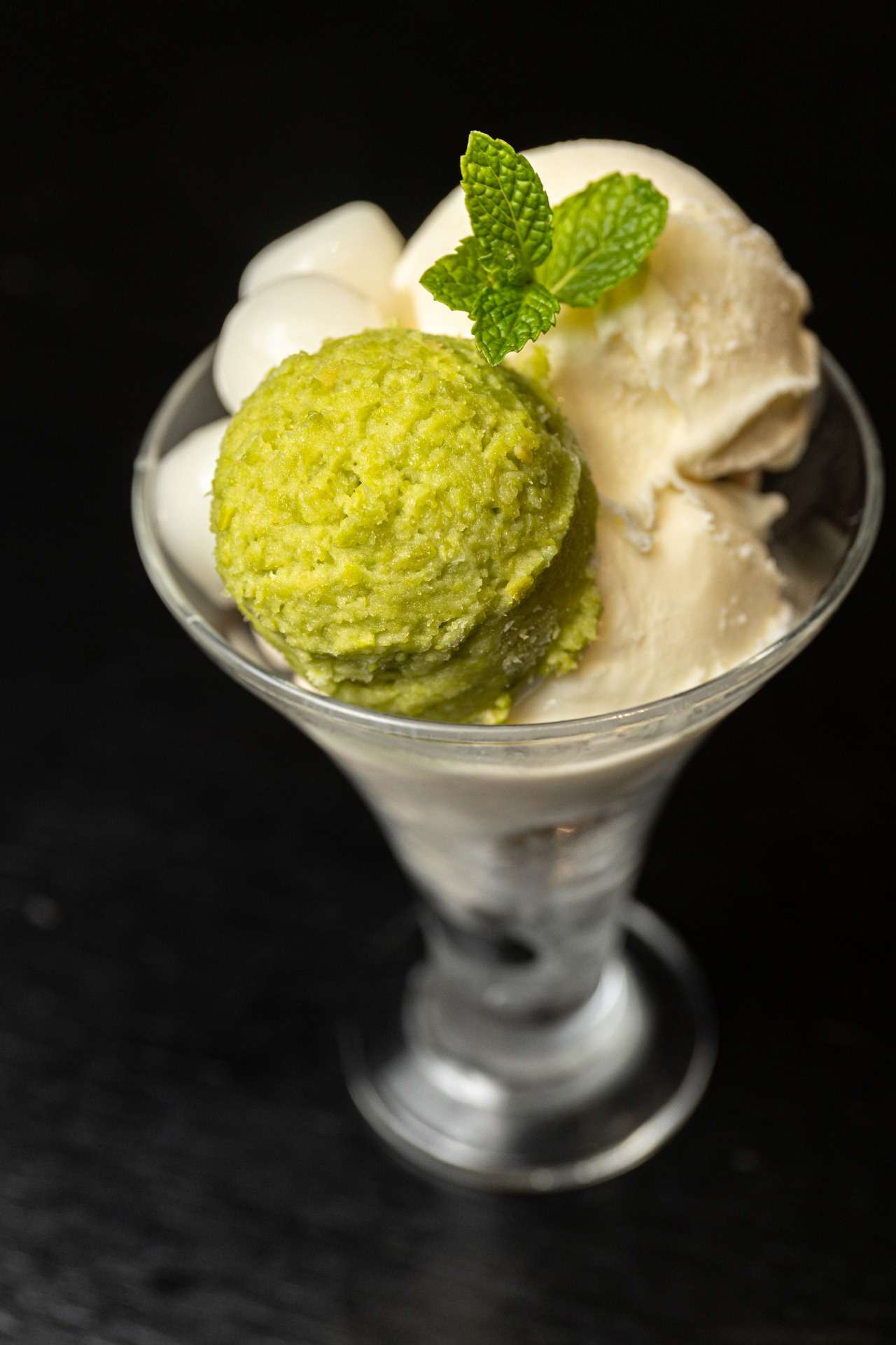 仙台ずんだ餡練乳アイス添え